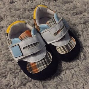 Boys size 2 plaid slip on shoes